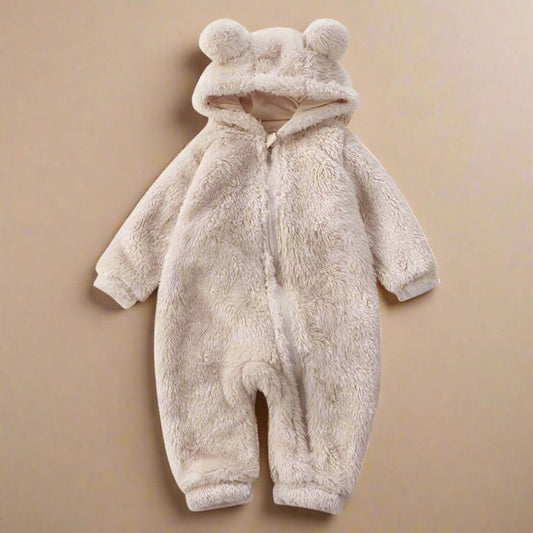 CozyCub Flannel Romper – Weicher Strampler mit Bärendesign für Babys – Kuschelig & Wärmend für den Winter