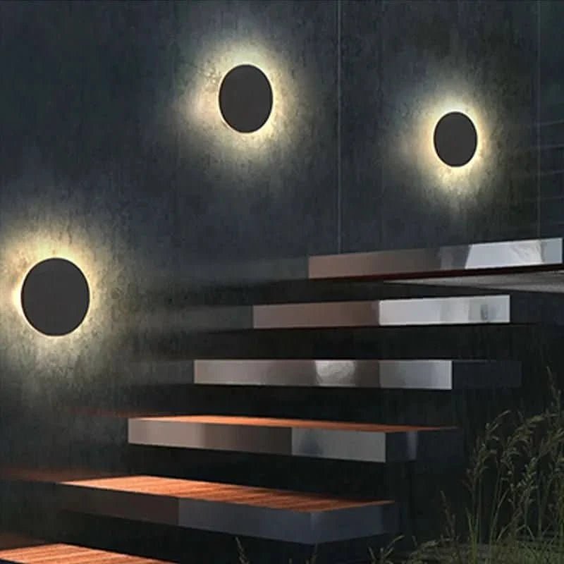 Orr Outdoor Wall Lamp – Minimalistische LED-Wandleuchte für moderne Außenbereiche