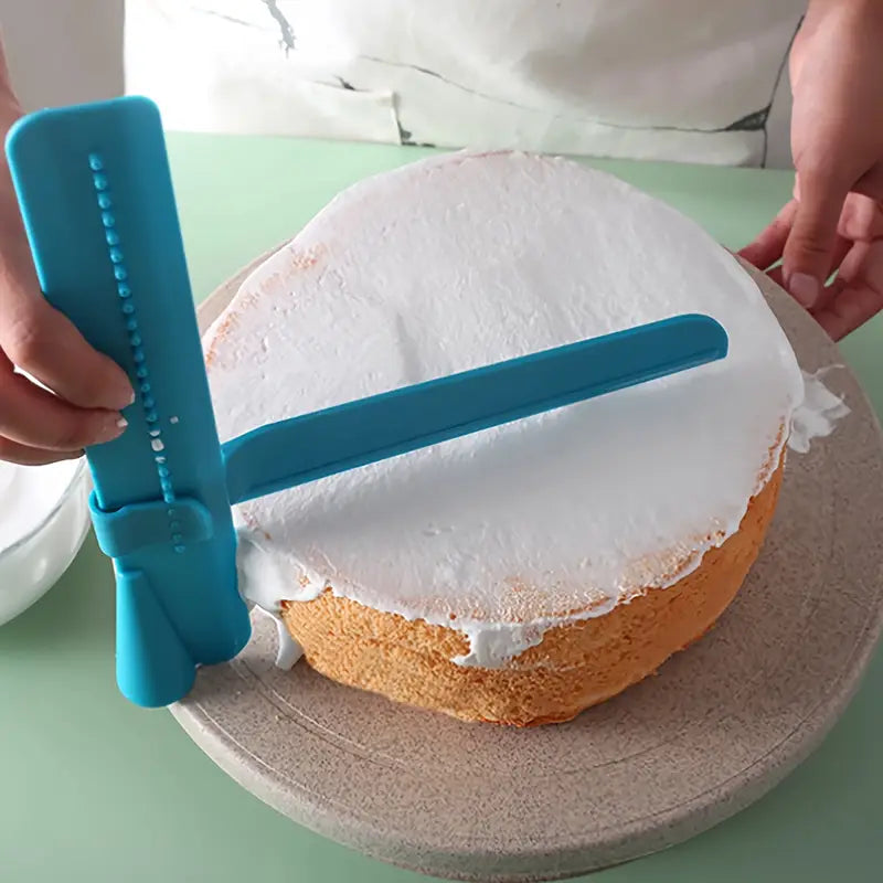 Torten-Glättwerkzeug für gleichmäßiges Bestreichen und Dekorieren von Kuchen