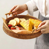 RattaTray – Handgefertigtes Serviertablett aus Rattan