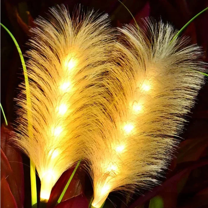Dekorative Rattan Gartenbeleuchtung – Solar-Lampe im Grasdesign für den Außenbereich