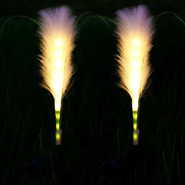 Dekorative Rattan Gartenbeleuchtung – Solar-Lampe im Grasdesign für den Außenbereich