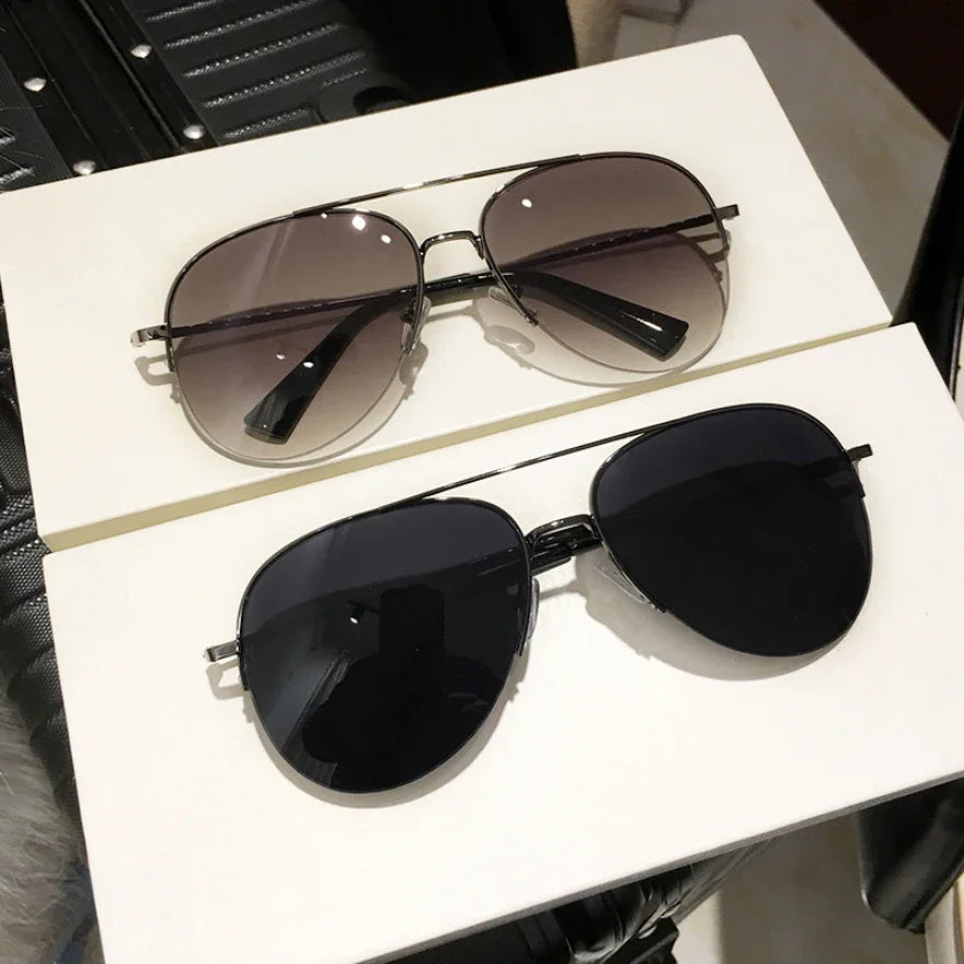AEROGLIDE SHADES – Pilotenzonnebril voor heren met kleurverloop en UV400-bescherming