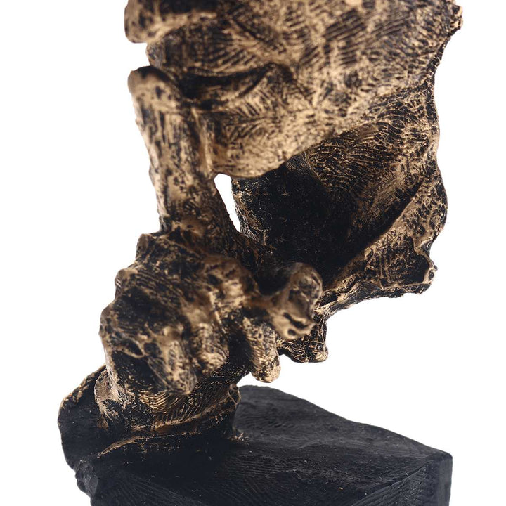 Abstrakte goldene Skulptur | Nordische moderne Wohnkultur | Minimalistischer Kunstakzent | Skandinavischer Stil | Elegantes Innendesign 4