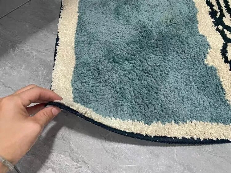 BathCush – Weiche Badmatte mit rutschfester Unterseite für elegantes Badezimmer