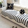 ChevronLuxe – Moderner Chenille Sofaüberwurf mit stilvollem Schutz