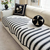 ChevronLuxe – Moderner Chenille Sofaüberwurf mit stilvollem Schutz