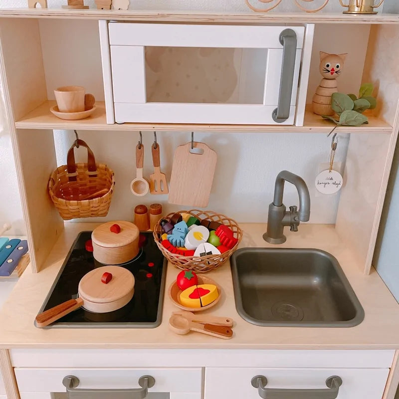 CooknTimber – Cucina per bambini in legno con design a tronco d'albero