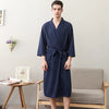 CottonWave – Unisex Waffel-Bademantel aus 100% Baumwolle, atmungsaktiv & stilvoll