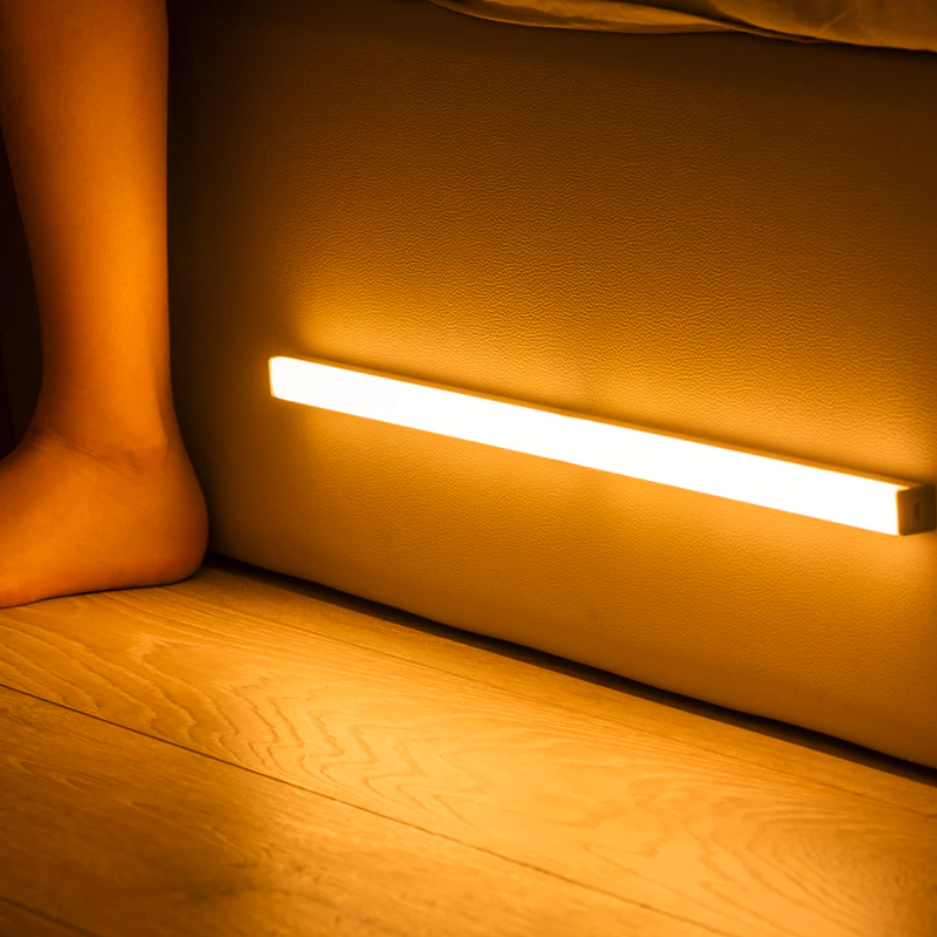 SENSOLUX – Lampada a LED wireless con sensore di movimento