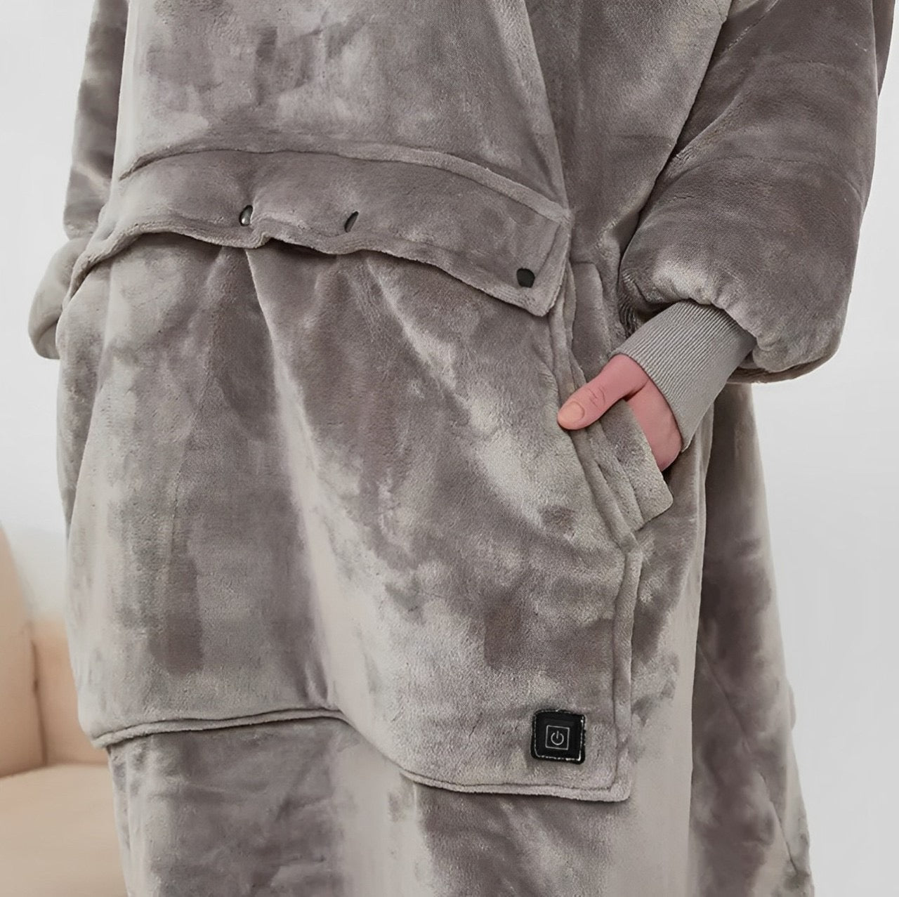 EMBERWEAR – USB-betriebener Heizdecken-Hoodie für wohlige Wärme 7