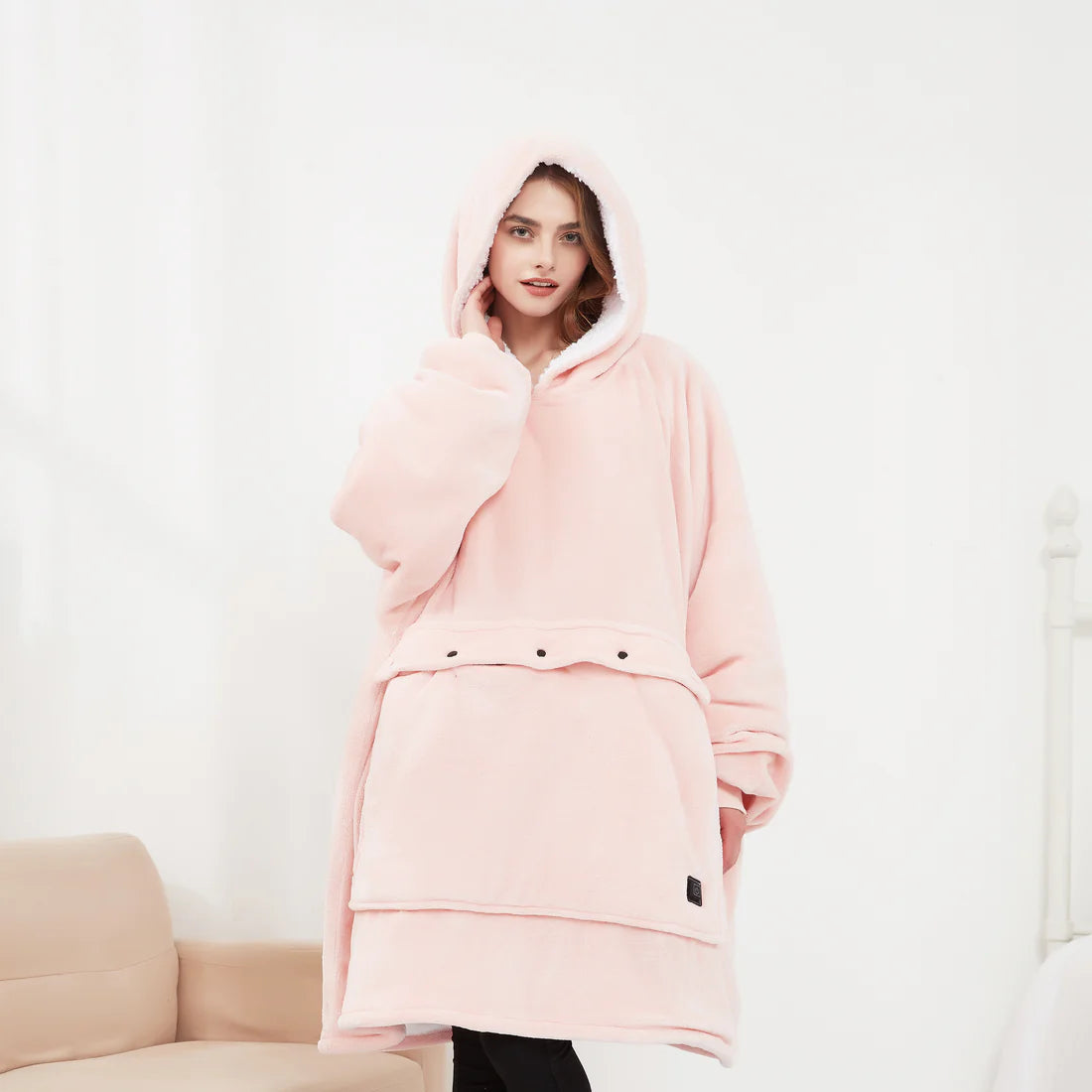 EMBERWEAR – USB-betriebener Heizdecken-Hoodie für wohlige Wärme 9