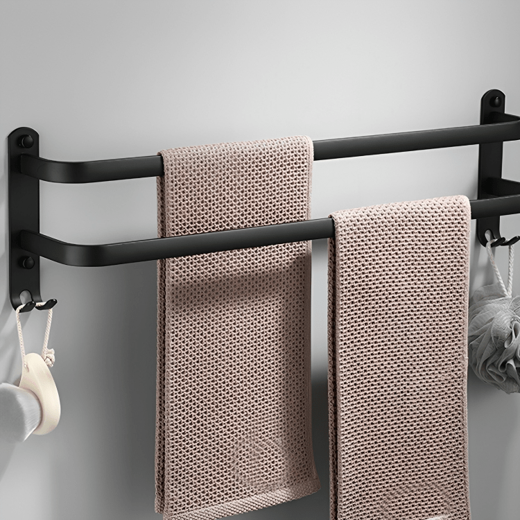FlexRack – Wandmontiertes Badezimmerregal aus Aluminium mit 3 Querstreben