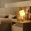 LUMIROBOT – Verstellbare Holzlampe im Roboterdesign für Lese- & Arbeitslicht