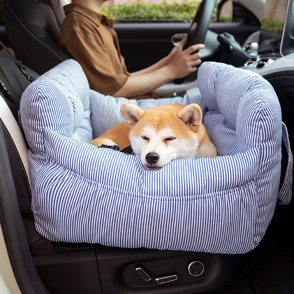 Bequemes Hundebett für das Auto