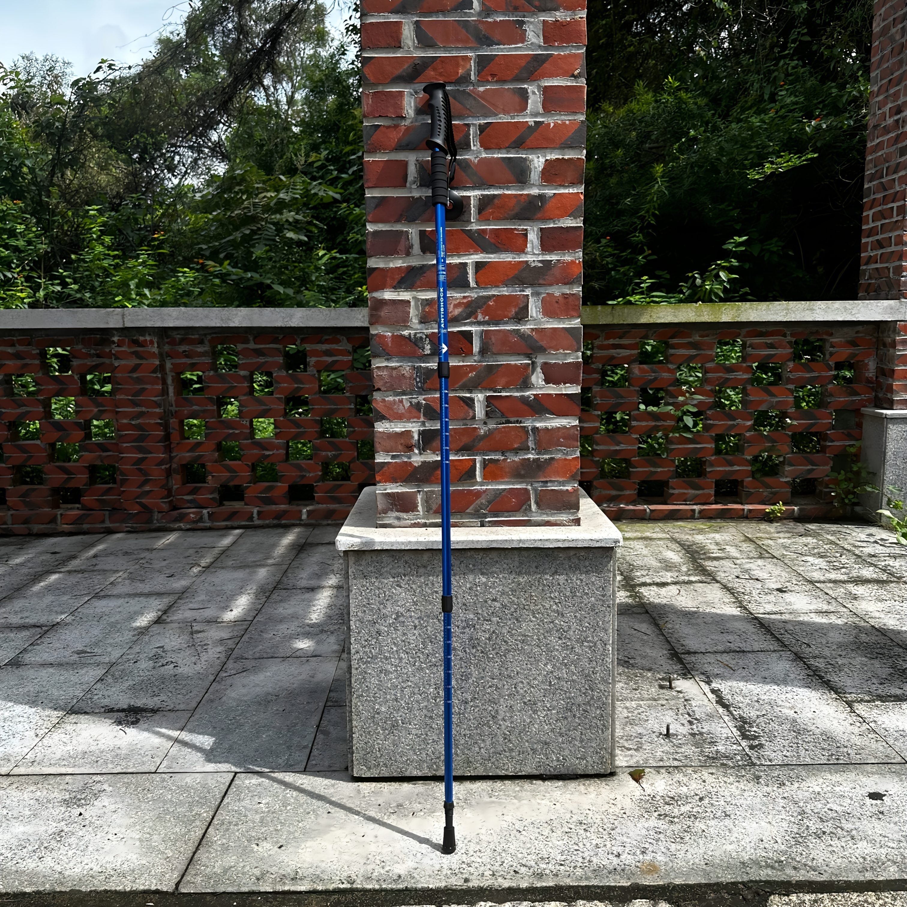 TRAILFLEX – Bastones de trekking ajustables de aluminio para senderismo seguro