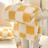 SNUGSPOT – Bonte Geruite Fleece Deken