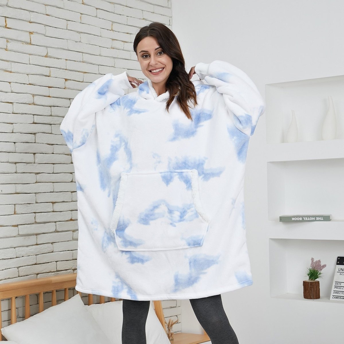SNUGWEAR – Manta con capucha de forro polar para calor y comodidad