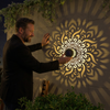 LED Solarleuchte im Mandala Design – Außenwandleuchte für Garten, Zaun & Terrasse