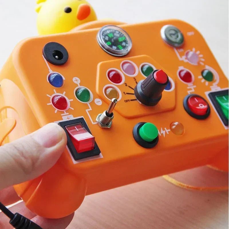 LIGHTIPLAY – Interaktives Montessori-Sinnesbrett mit LED für Kinder von 2–4 Jahren 4