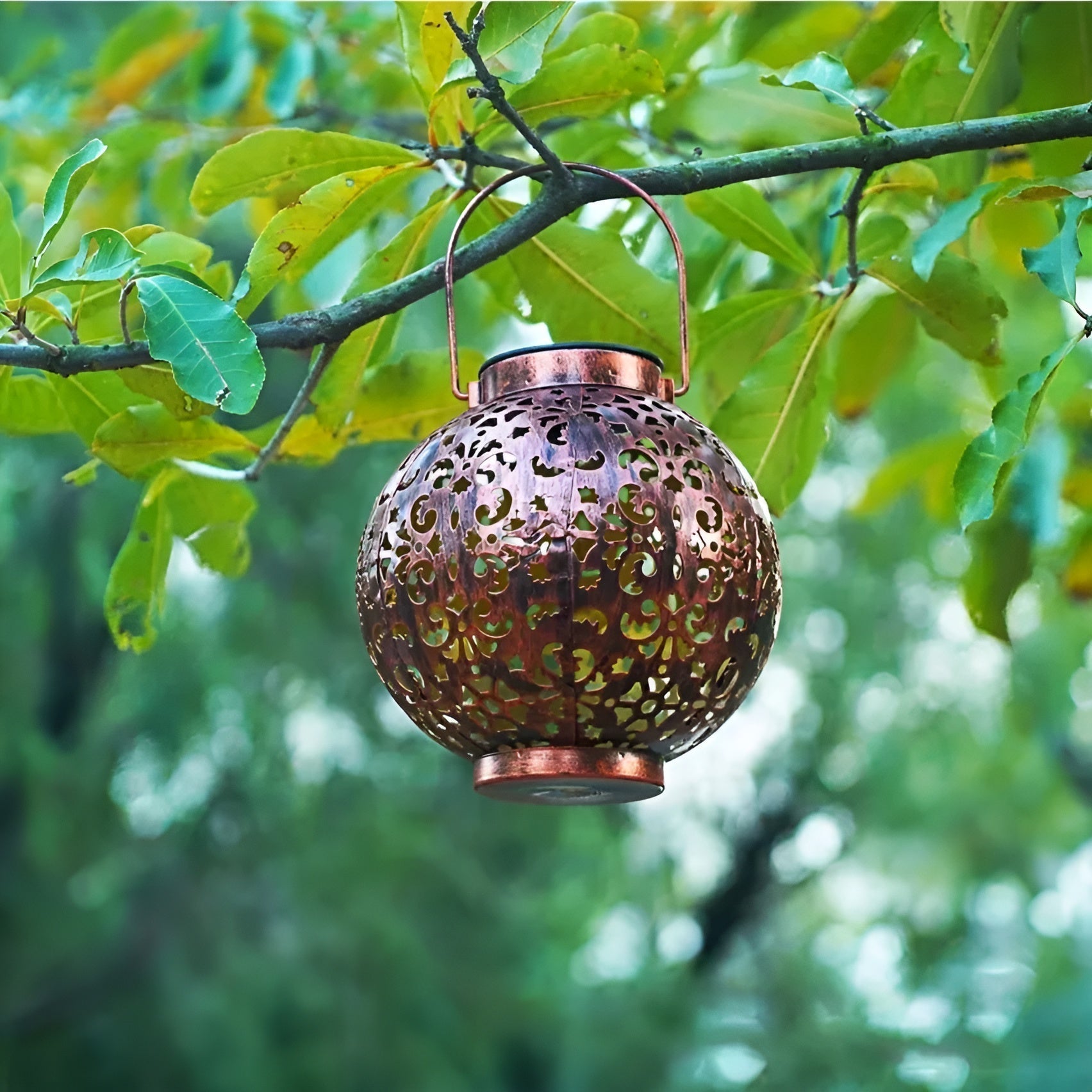 LUMINA GARDEN – Lampada Solare Vintage da Giardino per un'Eleganza Senza Tempo