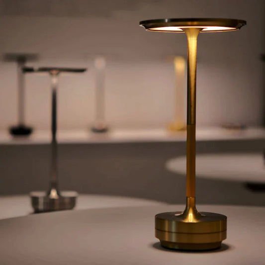 LUMINOUS – LED Tischlampe mit dimmbarem Stimmungslicht & modernem Design