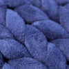 Plushora – Handgefertigte Minky Chunky Decke für Wärme & Komfort