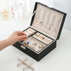 LuxeWood – Schmuckbox aus Holz mit PU-Lederoberfläche
