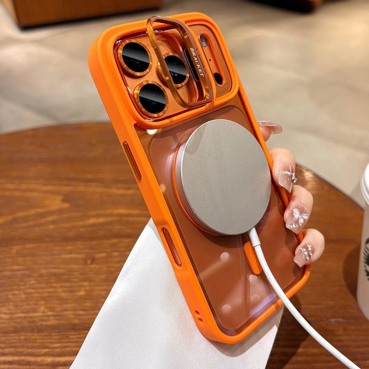 MAGCOVER – Magnetische Schutzhülle mit Trageband für den täglichen Gebrauch 7