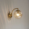 Elegante Wandleuchte Mit Glasdesign