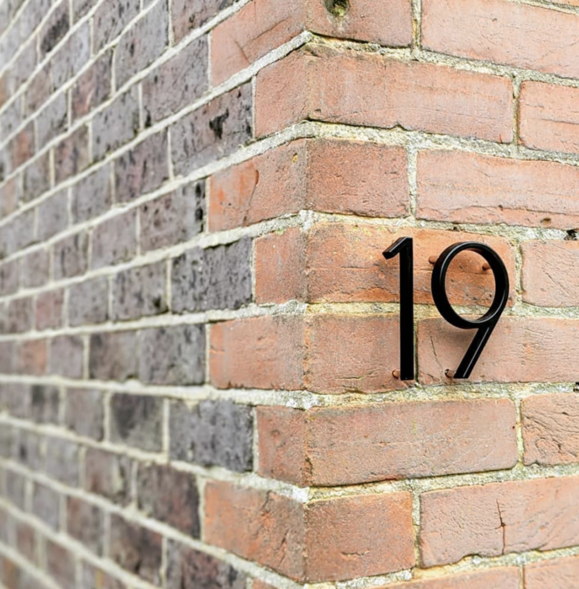 Modern House Numbers – 3D-Hausnummern mit schwebender Optik & wetterfester Qualität
