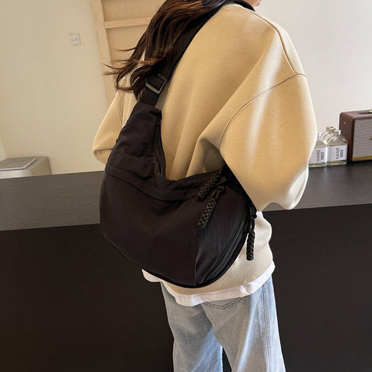 Sac en nylon quotidien – Sac bandoulière stylé avec beaucoup d'espace de rangement pour vos déplacements