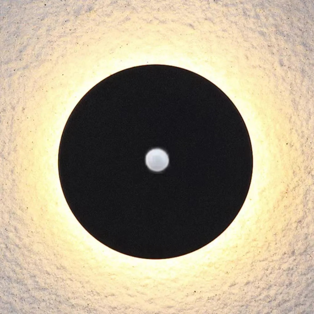 Orr Outdoor Wall Lamp – Minimalistische LED-Wandleuchte für moderne Außenbereiche