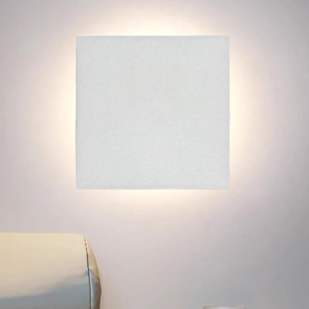 Orr Outdoor Wall Lamp – Minimalistische LED-Wandleuchte für moderne Außenbereiche