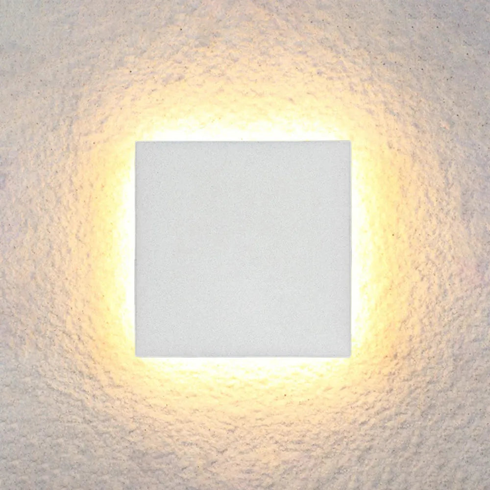 Orr Outdoor Wall Lamp – Minimalistische LED-Wandleuchte für moderne Außenbereiche