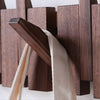 PIANOHANG – Perchero de pared inspirado en piano, hecho de madera maciza con ganchos plegables