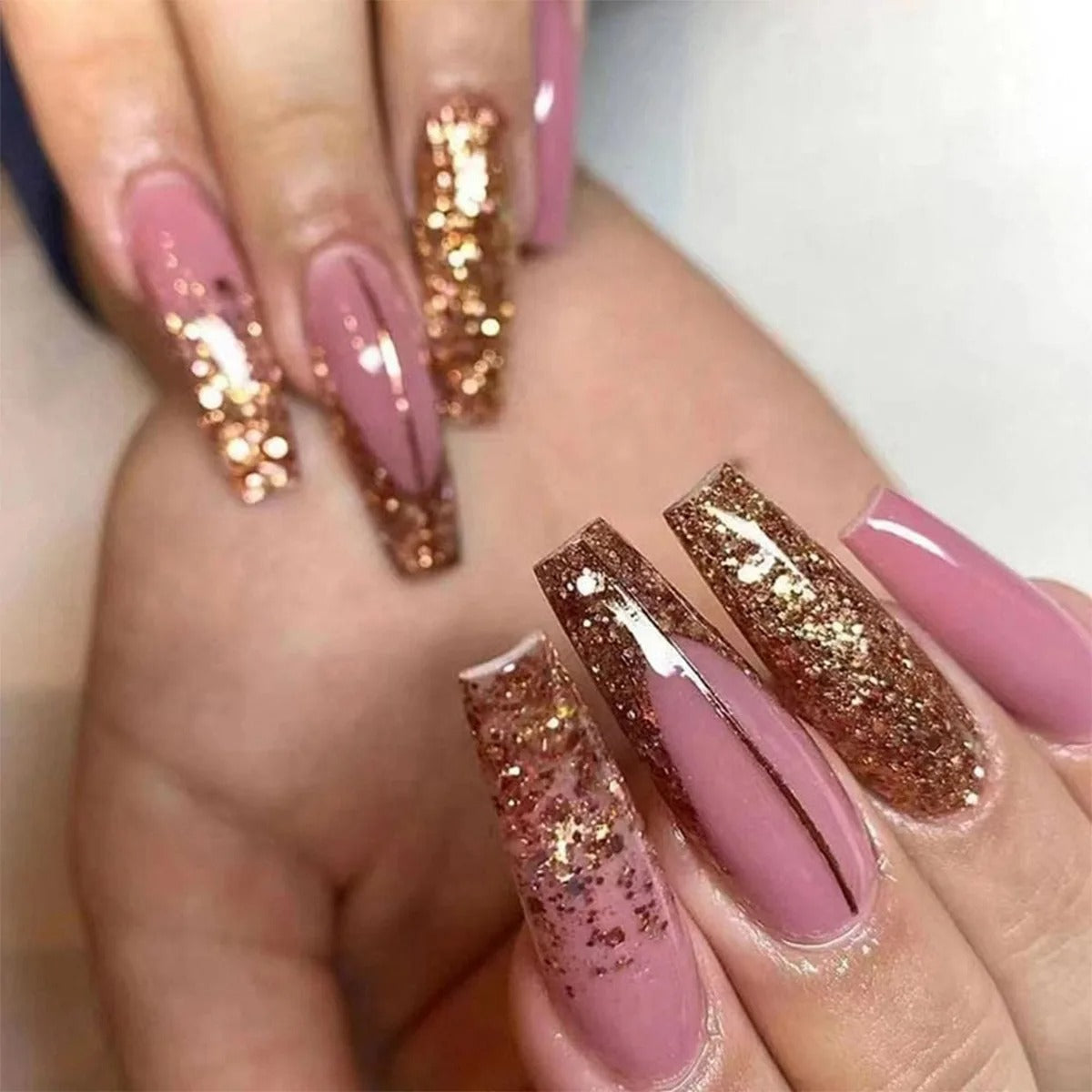 Presson Chic – 24 Rosa Kunstnägel mit Kleber für schnellen Salonlook