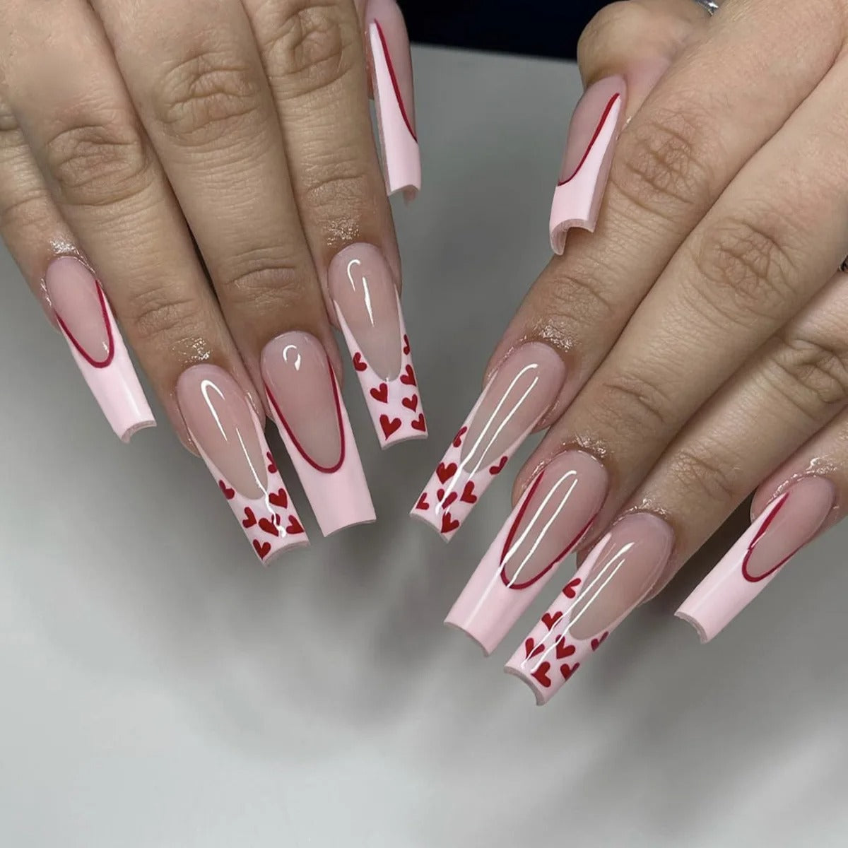 Presson Chic – 24 Rosa Kunstnägel mit Kleber für schnellen Salonlook