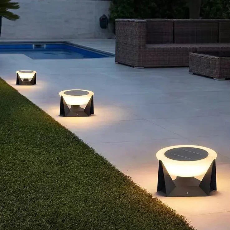 RAYFORCE – Wasserdichter Solar-LED-Strahler für die Außenbeleuchtung 3