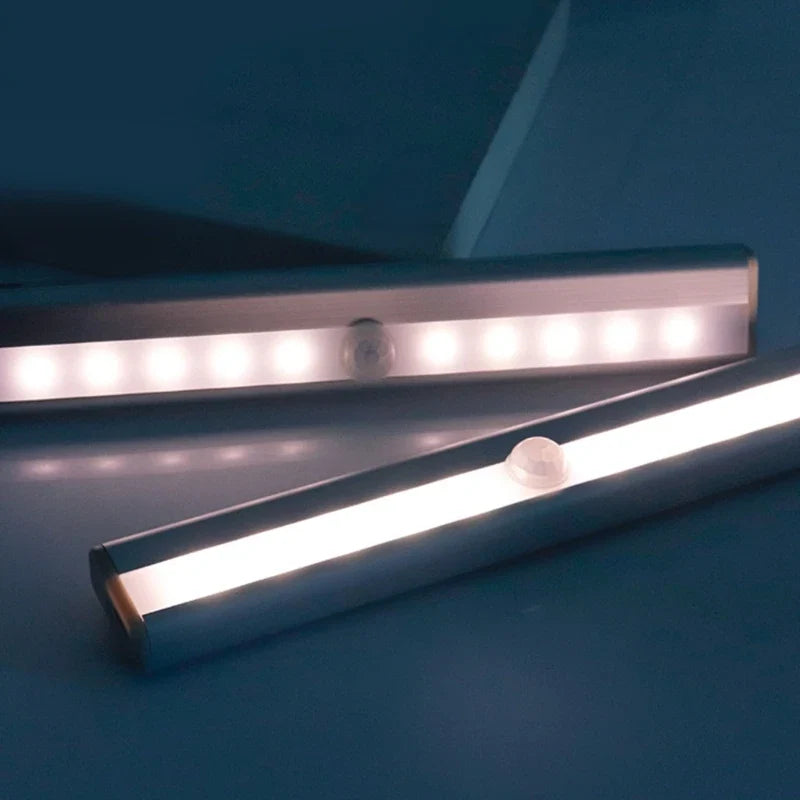 Kabellose LED Leuchte mit Bewegunssensor