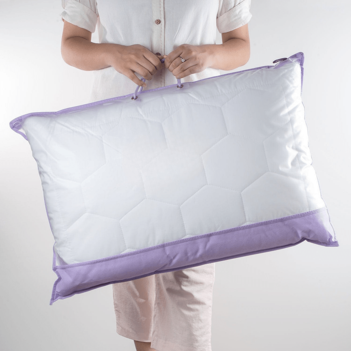 Aurelissen Lavendia Almohada | Hipoalergénica y Antibacteriana | Con Aroma a Lavanda | Almohada Suave para Piel Sensible