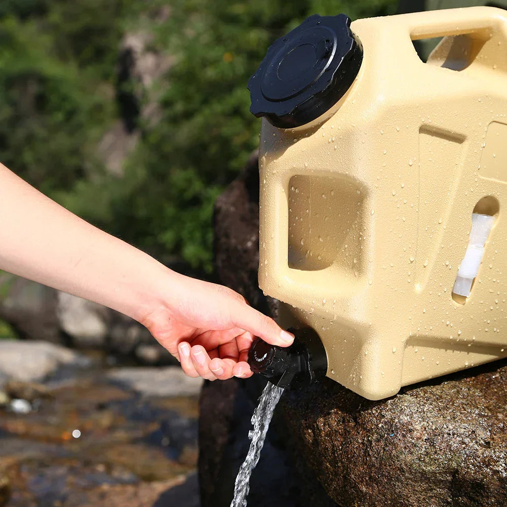 Tragbarer 12L Wasserbehälter mit Auslaufhahn – Robuster Kanister für Outdoor und Camping