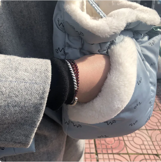 Kuschelige Katzenbett Tasche – Warm und Bequem mit Fleece-Innenfutter