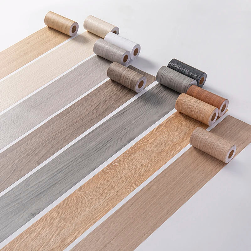 WOODSTRIPE – Listelli in PVC autoadesivi con venatura legno per ambienti eleganti