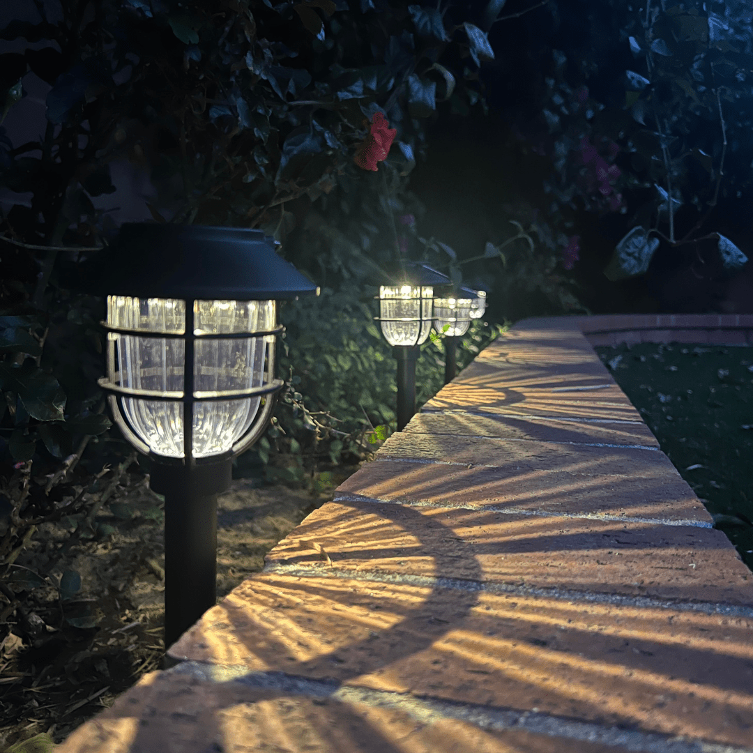 SUNPATH – Solarbetriebene LED Gartenpfadlichter für sichere & dekorative Außenbeleuchtung (2er-Set)
