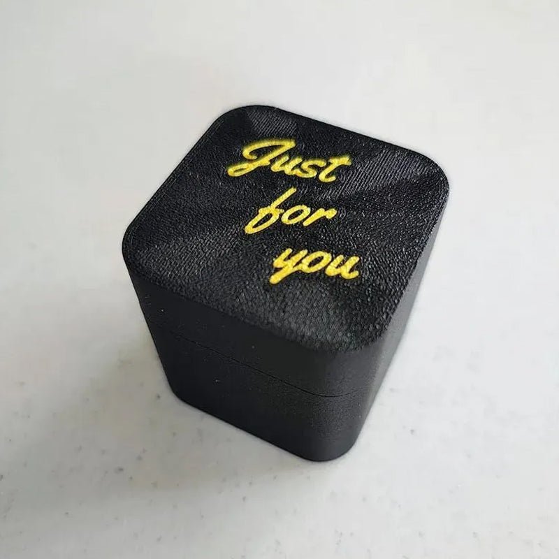 FUNFLIP – Caja de bromas con dedo medio para sorpresas divertidas