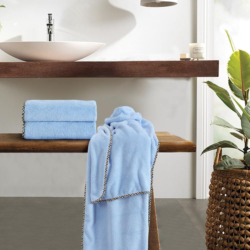 Solenza Premium-Badetuch | Leichtes Mikrofaserhandtuch mit Schnell-Trocknungs-Technologie