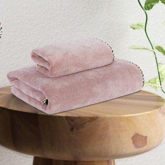 Solenza Premium-Badetuch | Leichtes Mikrofaserhandtuch mit Schnell-Trocknungs-Technologie