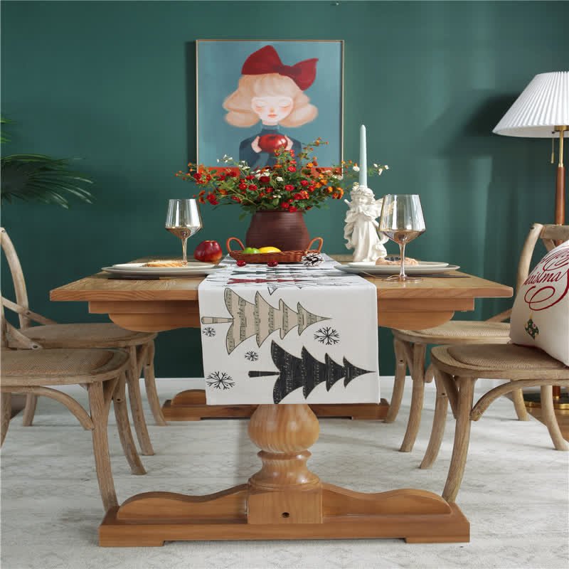 WINTERGRACE – Eleganter Tischläufer mit Weihnachtsbaum- und Schneeflockenmotiven 2