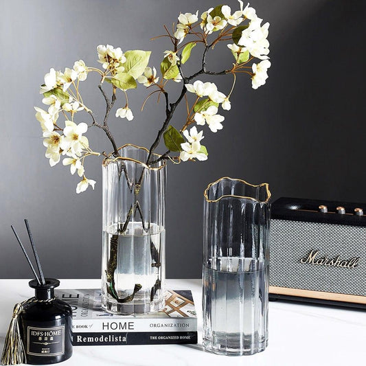 CASSINA – Elegante vaso in ceramica per ambienti abitativi di stile